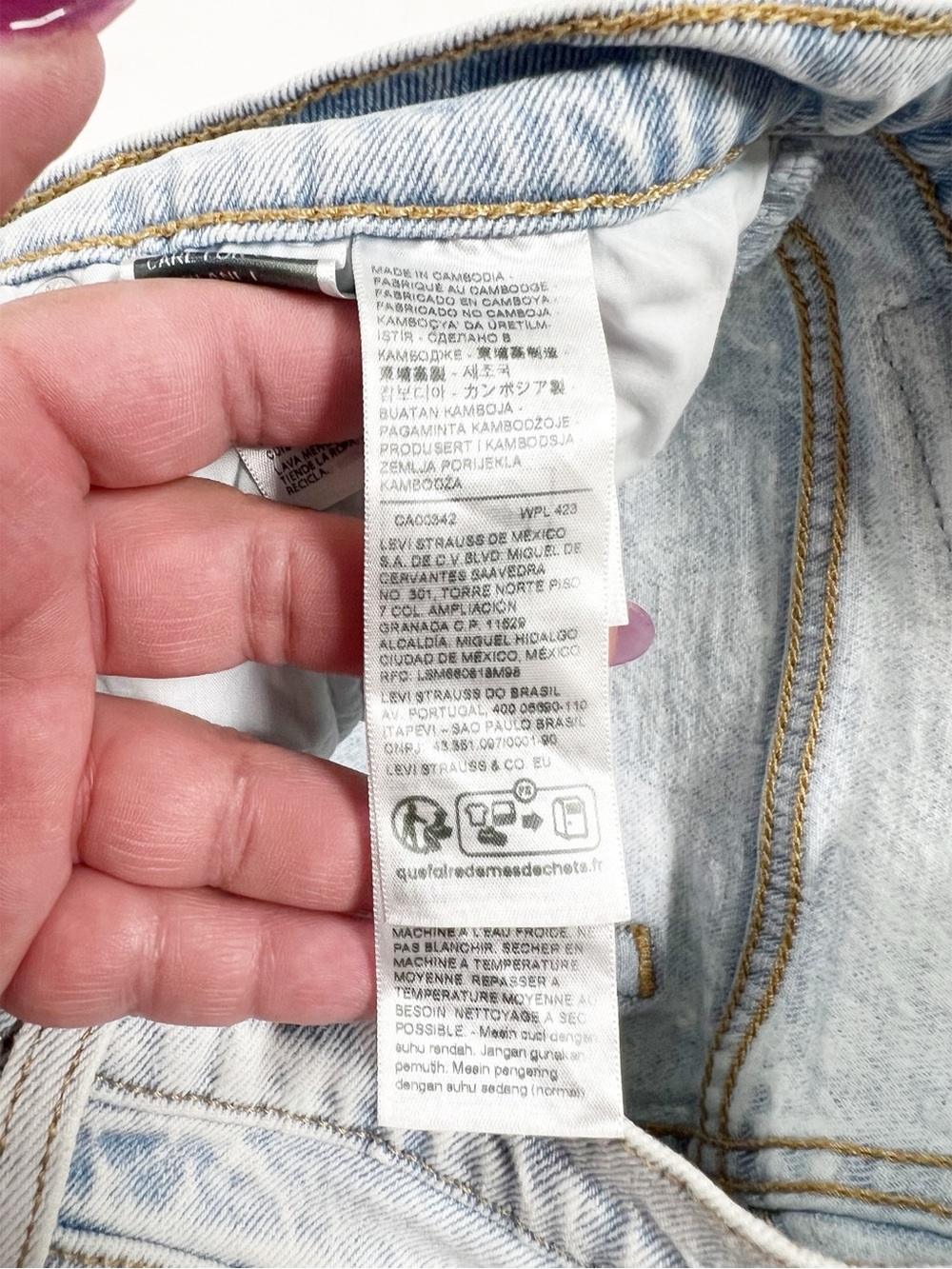 Levis Womens Classic Light Wash Ribcage Straight Leg Ankle Denim Jeans Size 28 - Picture 10 of 13